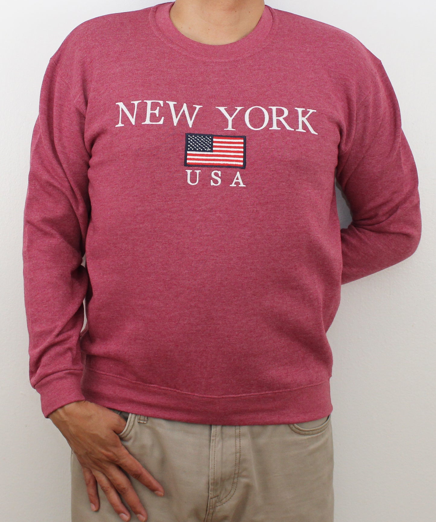 Adult Sweat-Shirt Embroidered with "NEW YORK US FLAG"